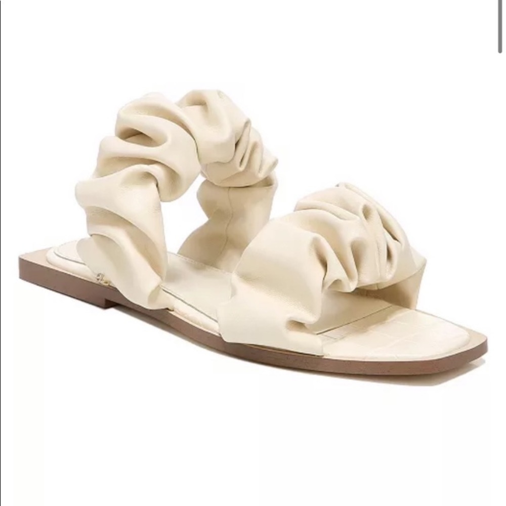 Circus by Sam Edelman Slip On Faux Leather Sandal Ruched Band Cream Size 9.5